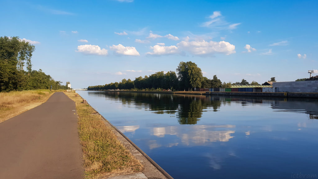 Albert kanaal 20180715_200308 HD